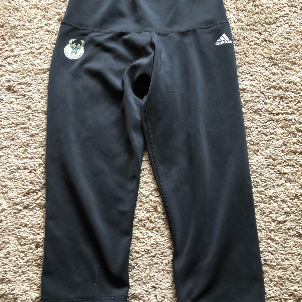 Adidas Buck black capri US M